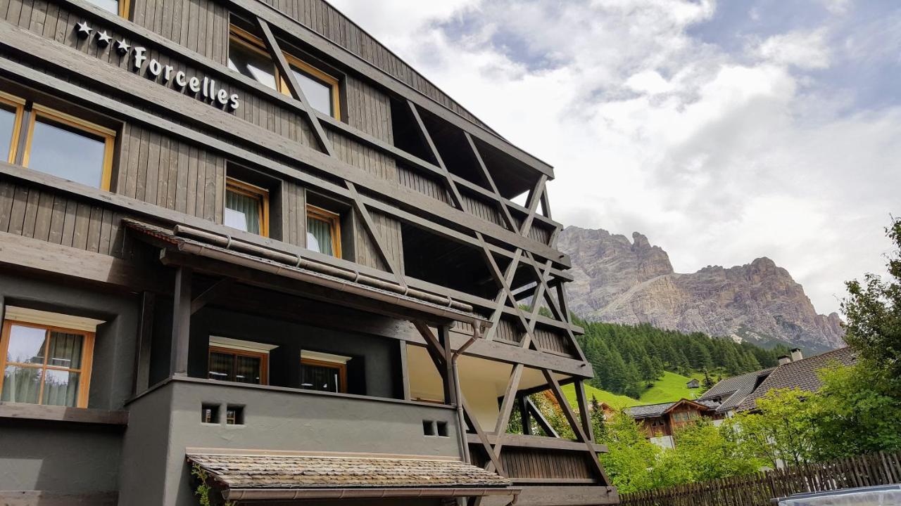 Residence Forcelles San Cassiano  Eksteriør billede